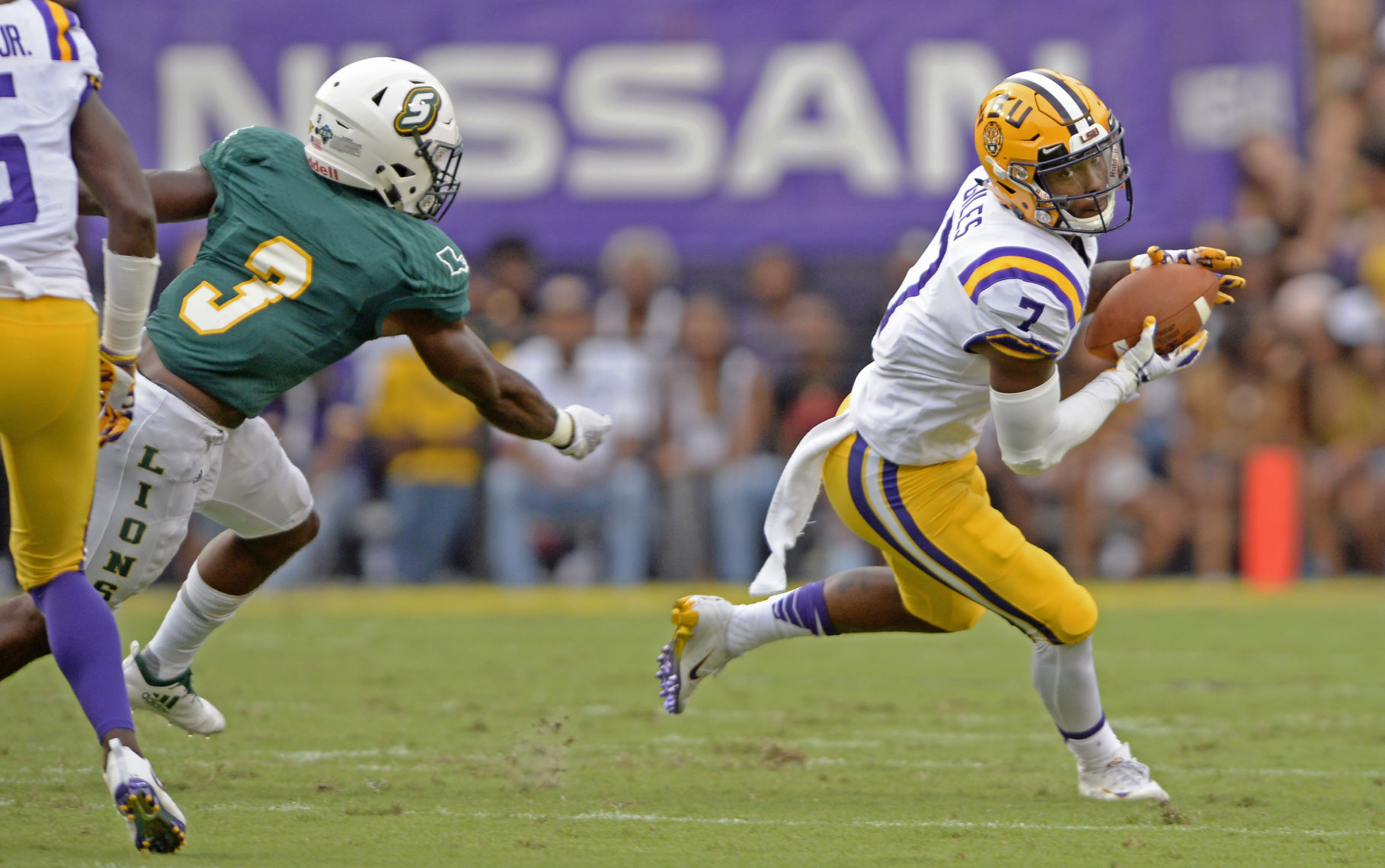 lsuslufootball1176.090918 bf